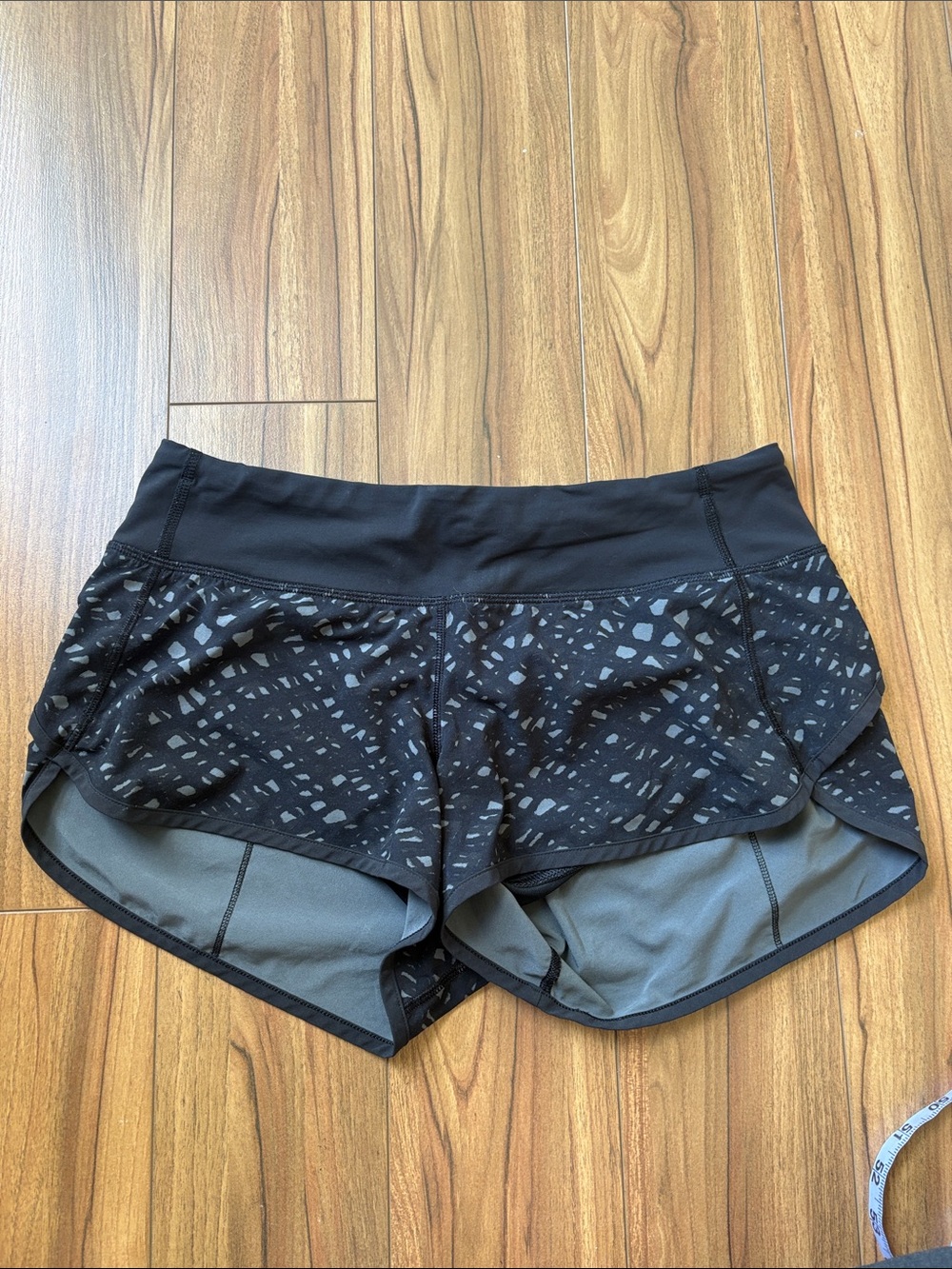 Lululemon Women’s Black Layered Running Shorts